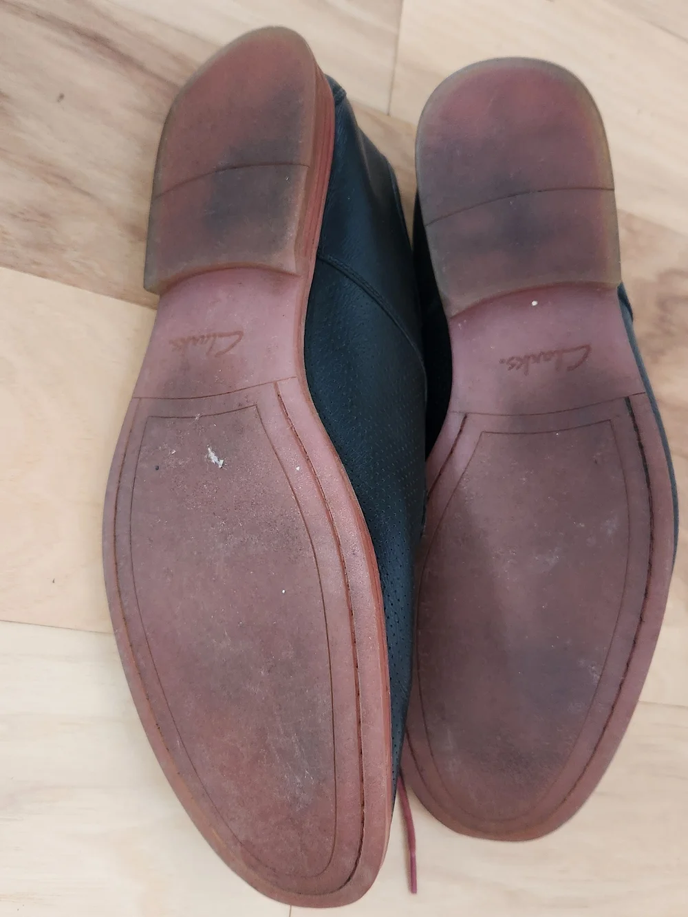 Clarks Black Leather Oxfords with Red Accents